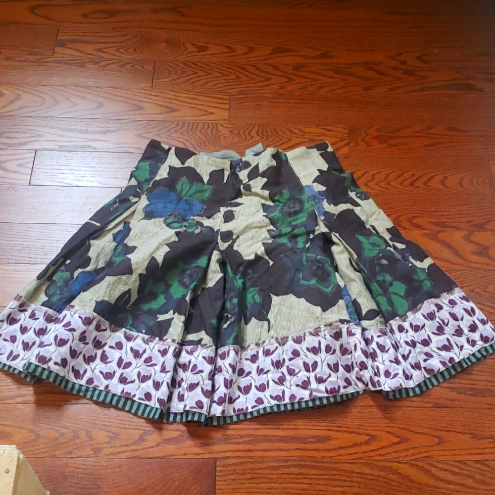 Vintage Floral Skirt One Step